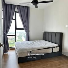 Aratre 2r2b 2carpark next to lrt &evolve mall fully furnished