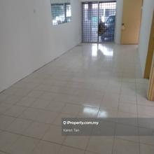 Karen) Single Storey House at bercham Freehold for sale