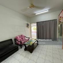 Terrace house for Sale