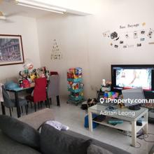 Terrace house for Sale