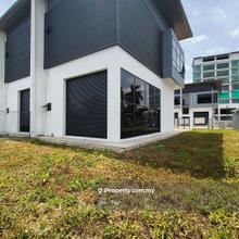 Donggongon Avenue I Park Plaza Inovasi Industrial Corner unit For Rent