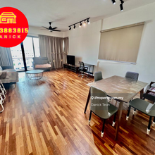 Tamarind 1372sf Condo Seaview Located in Tanjung Tokong