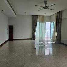 High Floor Sea View Town View 