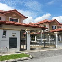 Semi-D house for Sale
