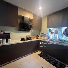Freehold!! Corner Unit!! Fully Furnish With Renovated!! Taman Cheras!!