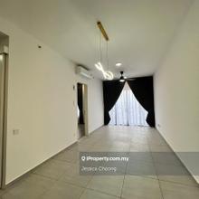Partial furnished unit, ready to move in end Apr, many units!