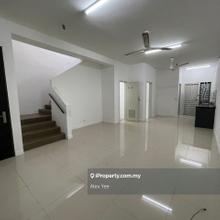 Rdy move in, well kept good condition house, reno with kitchen bottom