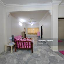 Ground floor unit Full Loan Taman Kinrara Section 2 Apartment Puchong