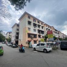 Apartment Idaman, Damansara Damai. Level 2. Good investment.