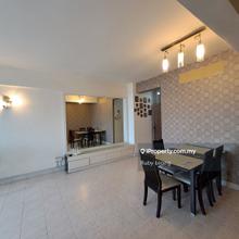 Strategic location, 10 mins walking distance to LRT station