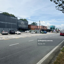 Taman Pelangi Commercial Bungalow For Rent