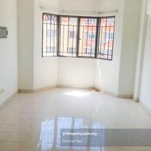 Nice unit in Carlina Apartment 