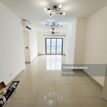 M Adora 4r/3b 1200sf Biggest Type Partial Furnished Renovated For Rent