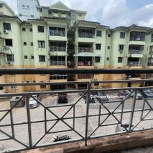 Lily & Jasmine Apartment, Tampoi Indah, 3 bedrooms, corner, level 2, g