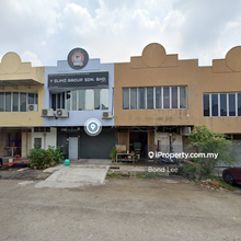 1.5 Storey Factory