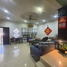 Face North 4r3b front road width 50ft 3mins walk to restaurants/shops