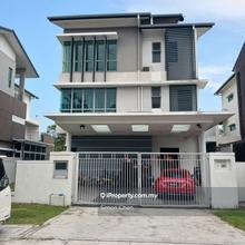 3 Story Semi Furnished Bungalow for Rent !!