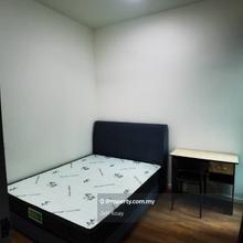 Utropolis Suasana 