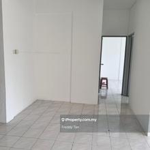 Desa permai indah Un-furnished 1-car park 900 sqft 