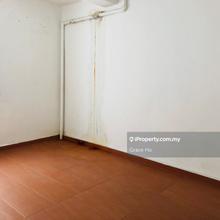Perdana Court First Floor For Sale 