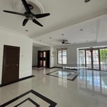 Semi-D Double Storey House Bandar Botanic Kindergarten or Family Stay