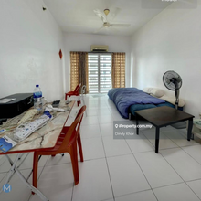 One world unit nearby bayan lepas spice arena for rent