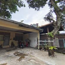 1 Storey Terrace Freehold (20 x 80) facing open space extra parking 