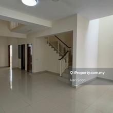 3 storey link house at setia utama , setia alam
