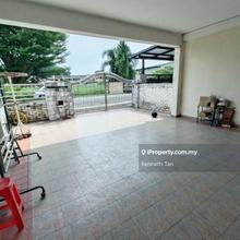Double Sty terrace house @ Falim