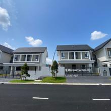 Brand New Theara 2 Semi-D house with 50x100sf for Sale