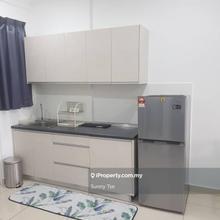 Tropicana Bay 2 Rooms Unit, 2 Car Parks 