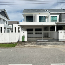 Double Storey Terrace Corner House For Sale