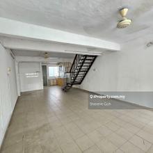 Double Storey Taman Castlefield Sri Petaling