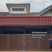 Kota Laksamana 4 room 5 bath Terrace House Renovated near Jonker Walk