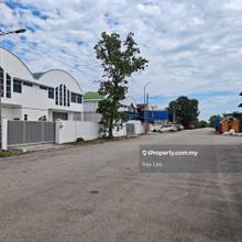 1.5 storey Semi-D Factory, Senai Idaman