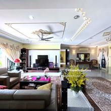 Corner Bungalow with 14000sf land