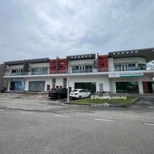 4 Adjoining Shop With High-Profile Tenant 
