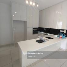 Pj - Kayu Ara - Big condo for family - walking distance to retails