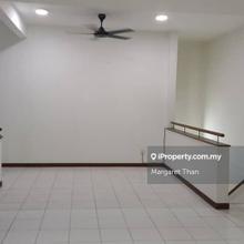 Parkville, partially furnished upper unit for rent.