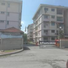 Sri Impian Apartment, Bukit Serdang
