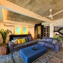 Award Winning Designer House for Immediate Rental