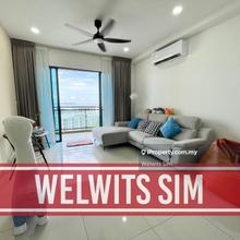 Middle Floor l Renovated l Walking Distance To Future LRT Station 