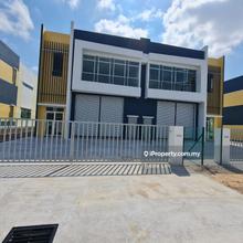 Below Market Bumi lot offer last unit Semi D Mitc Factory/Warehouse 