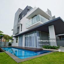 Semi-D house for Sale