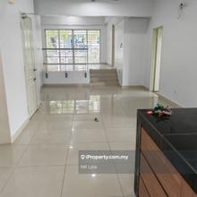 Second floor Corner Bayan Villa 3room 3bath Partially furnished