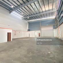 2.5 Storey Semi D Factory For Rent
