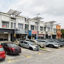 1st Floor Shop Office Retail, 24x75sqft, Unfurnished, Near to Giant