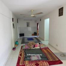 Plentong Utama flat for rent