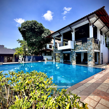 2.5 Storey Bungalow at The Ferringhi Villas in Batu Ferringhi.