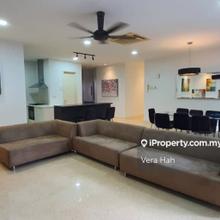 Corner big unit all rooms attached bathrooms KLCC 